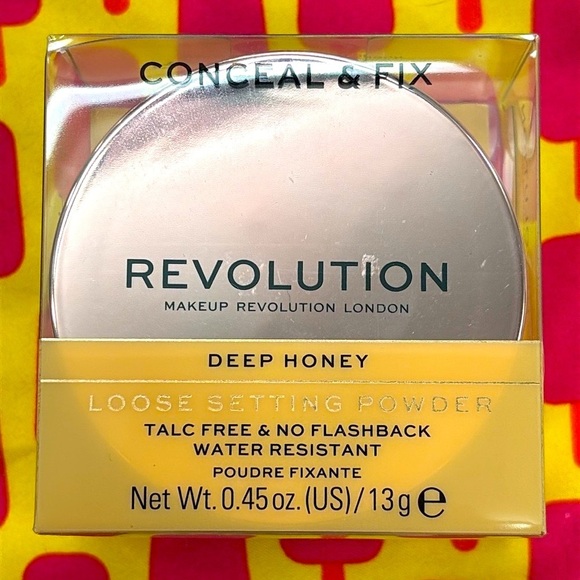 Brand New Revolution Loose Setting Powder, Cut Crease Canvas & LA Girl Concealer - Picture 4 of 15